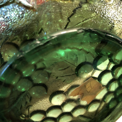 Imperial Carnival Glass Green Grape Scalloped Edge Bowl /b