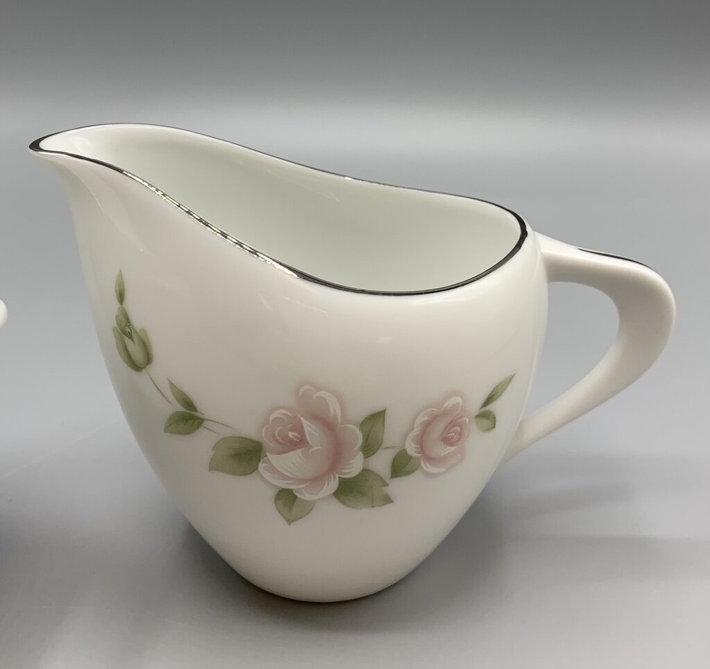 Mid-Century Style House “Tudor Rose” Sugar Bowl and Creamer Set /hg
