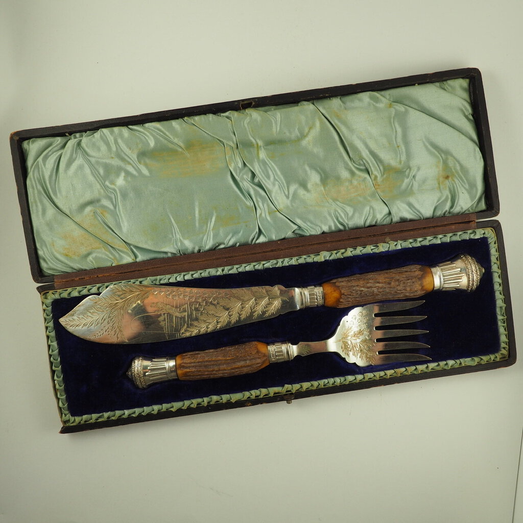 Walker & Hall Ornately Hand-Engraved Stag Antler Fish Serving Set with Original Box /g