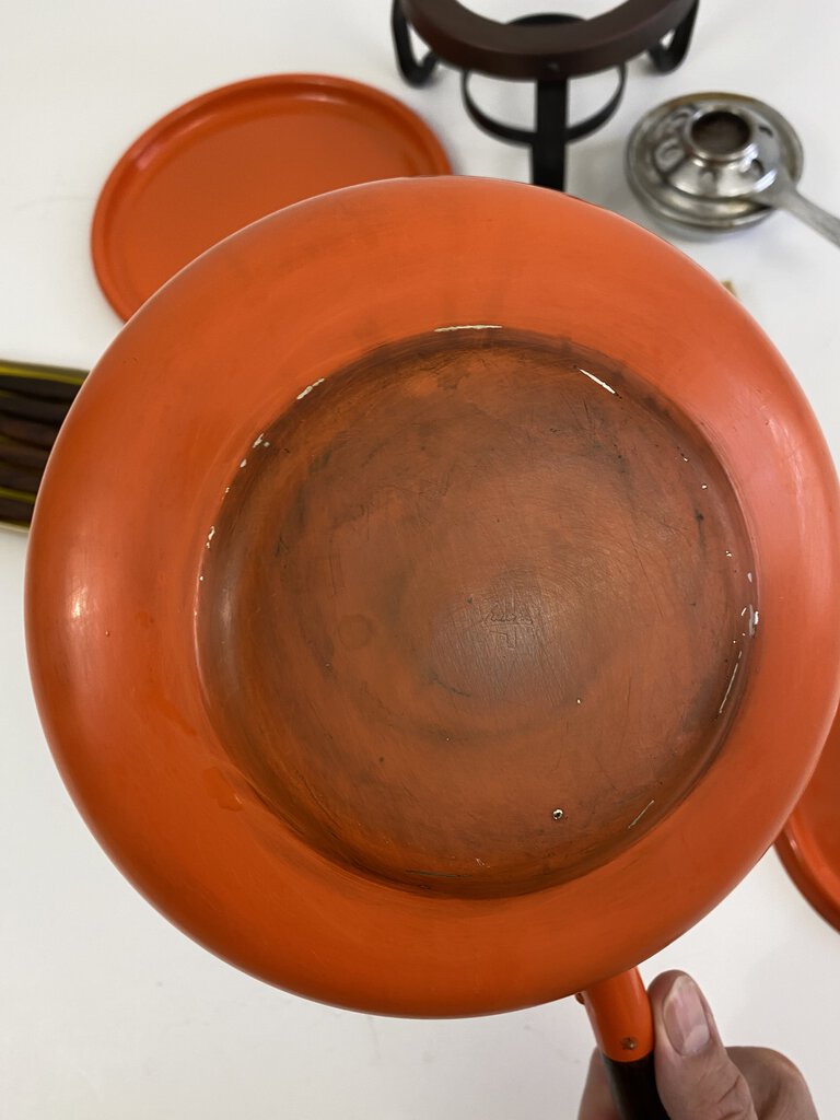 Shachi Groovy Orange Fondue Pot w/Stand, Under plate, 6 Fondue Forks /r