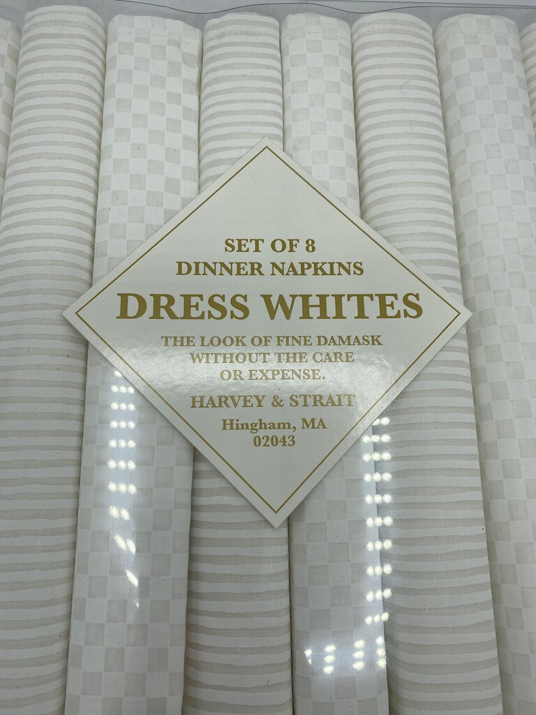 Set of 8 Dinner Napkins “Dress White” Harvey and Strait NIB /r