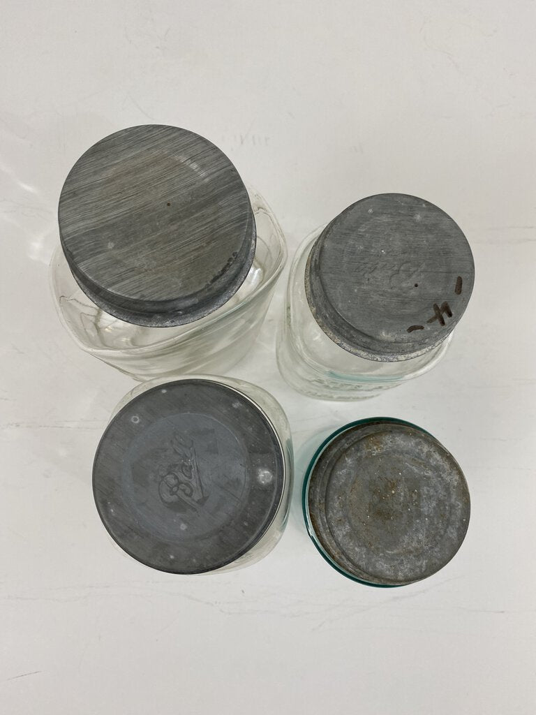 Four Vintage. Canning Jars with Zinc Lids Mason & Ball /r