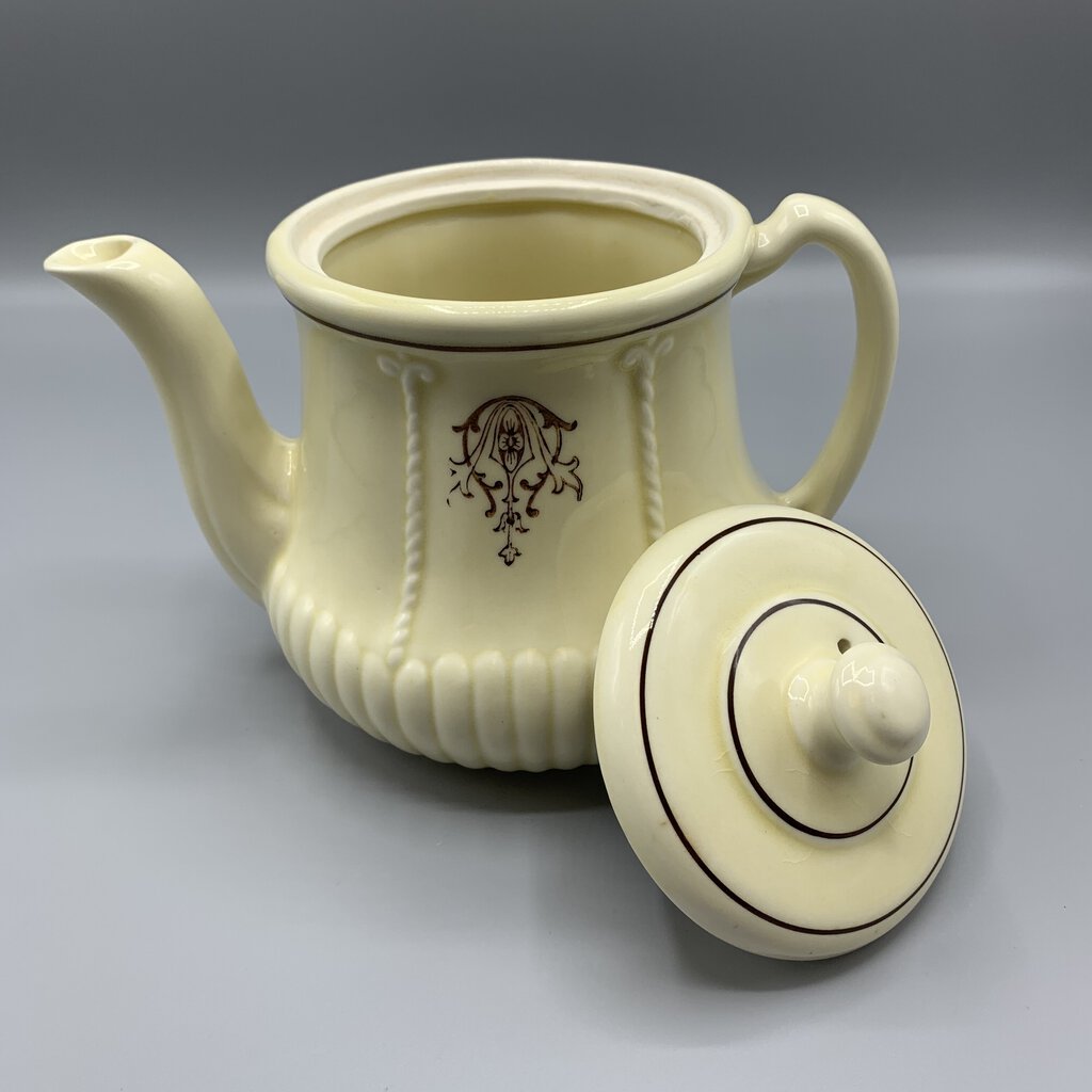 Vintage Porcelier Vitrified China Teapot /hg