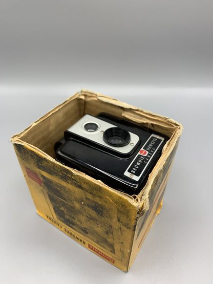 Vintage Kodak “Brownie Hawkeye” Camera /hg