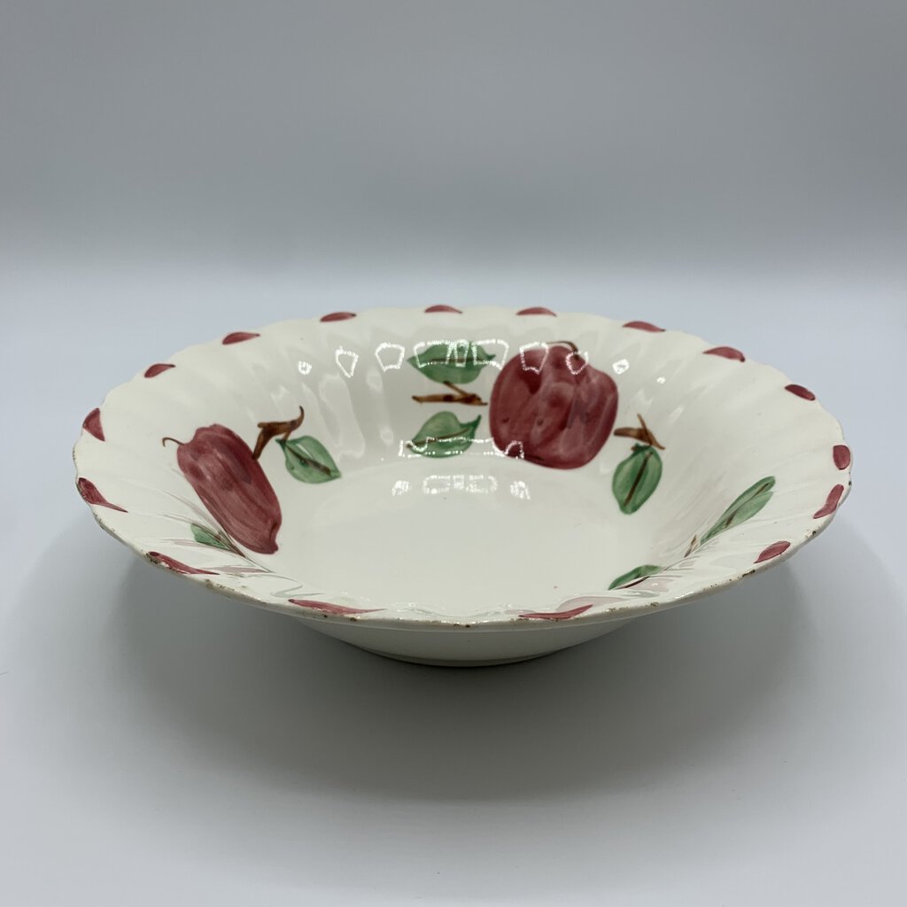 Vintage Blue Ridge Southern Potteries “Beaded Apple” 9” Round Vegetable Bowl /hg