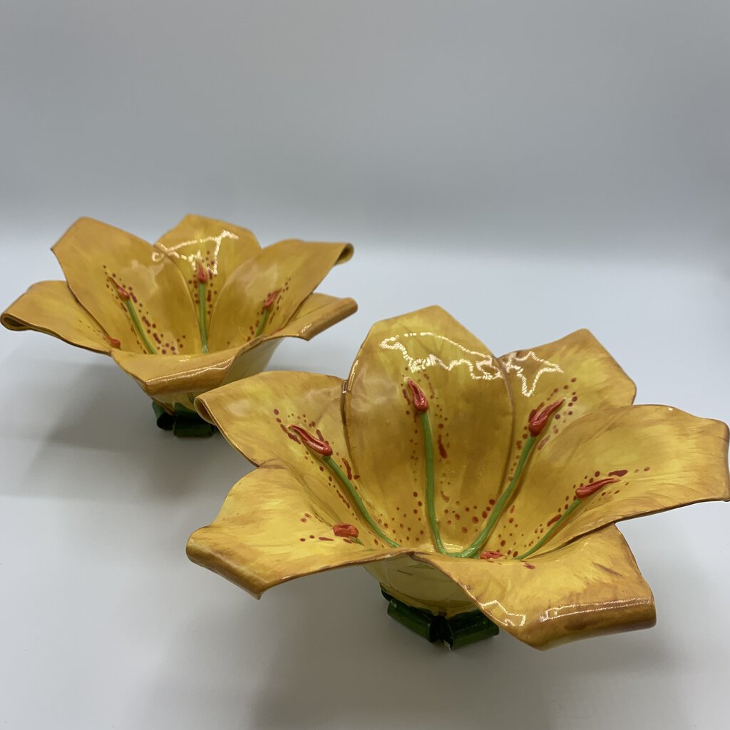 Vintage Mustardseed and Moonshine Lily Flower Bowls Set/2, Made in South Africa /hg