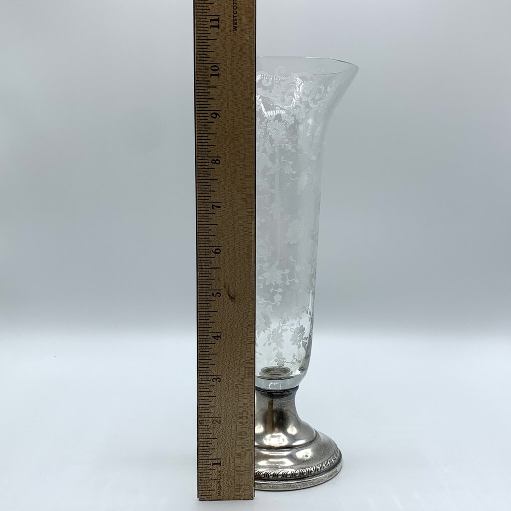 Vintage Cambridge “Chantilly” Vase with Weighted Sterling Base /hg