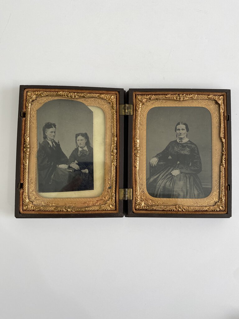 Daguerreotype Thermoplastic Double Case Quarter Plate w/Tin Types /ro