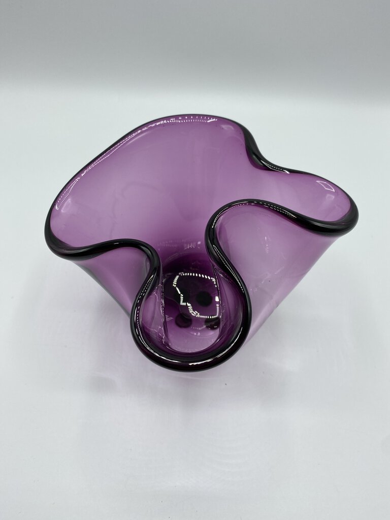 Amethyst Purple Art Glass Ruffled Edge Dish 5” /ro