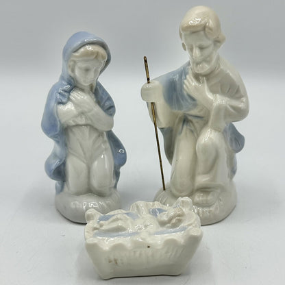 Vintage Blue And White Ceramic 3 Piece Holy Family Nativity Set Mary Joseph Jesus Made in Japan /cb