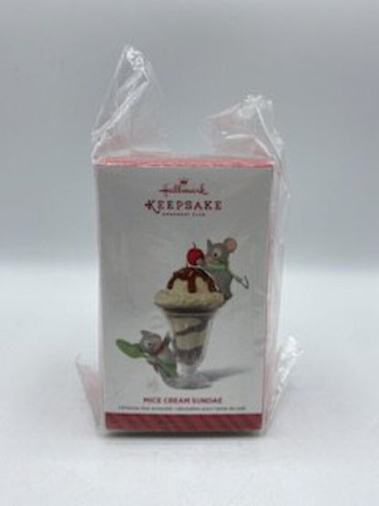 Hallmark Keepsake 2014 Ornament Club “Mice Cream Sundae” Christmas Tree Ornament NIB /ro